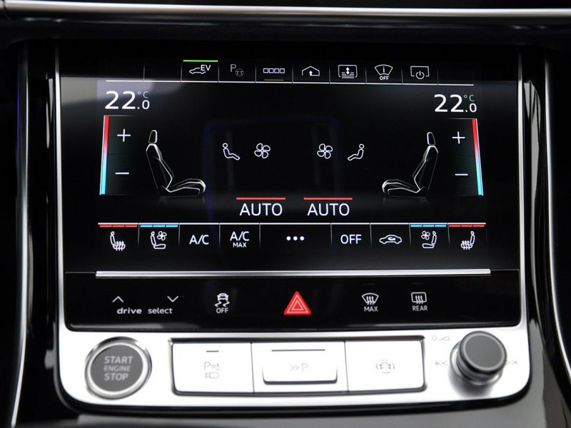 Audi A8 60TFSIe Quattro LANG MatrixHD B&O Kamery360 OśSkrętna TempomatACC TV D5 (2017-)