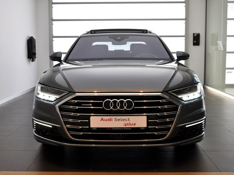 Audi A8 60TFSIe Quattro LANG MatrixHD B&O Kamery360 OśSkrętna TempomatACC TV D5 (2017-)