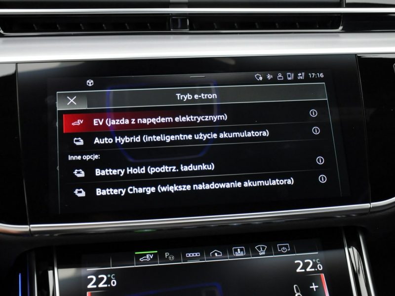 Audi A8 60TFSIe Quattro LANG MatrixHD B&O Kamery360 OśSkrętna TempomatACC TV D5 (2017-)