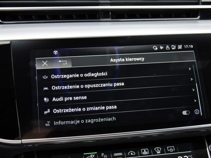 Audi A8 60TFSIe Quattro LANG MatrixHD B&O Kamery360 OśSkrętna TempomatACC TV D5 (2017-)