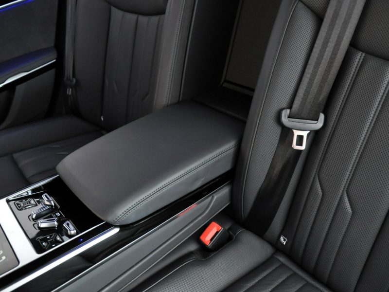 Audi A8 60TFSIe Quattro LANG MatrixHD B&O Kamery360 OśSkrętna TempomatACC TV D5 (2017-)