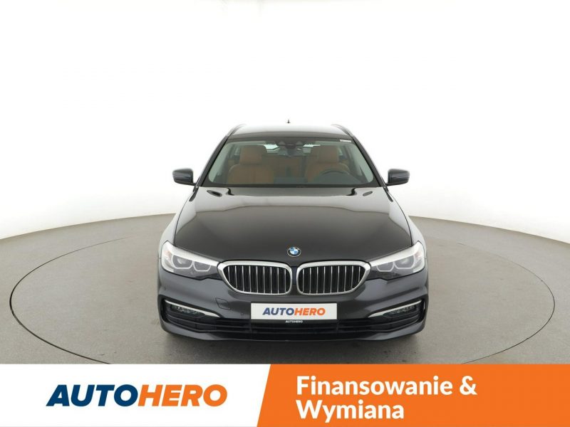 BMW 520 4x4 automat full LED skóra navi kamera i czujniki parkowania el. stero G30/G31 (2017-2023)