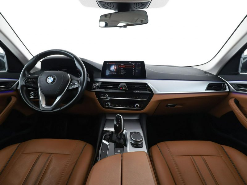BMW 520 4x4 automat full LED skóra navi kamera i czujniki parkowania el. stero G30/G31 (2017-2023)