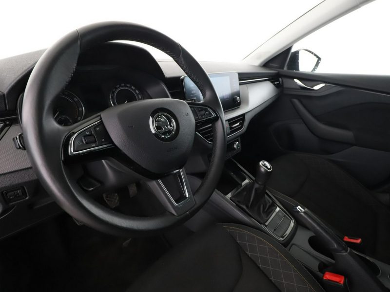 Škoda Scala 1.0 TSI Benzyna Climatronic Elektryka Asystenci Bluetooth LED PDC
