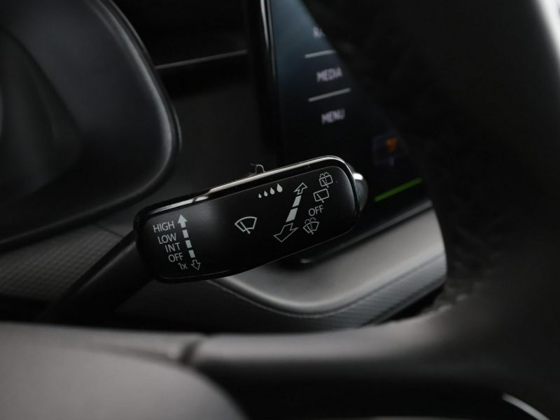 Škoda Scala 1.0 TSI Benzyna Climatronic Elektryka Asystenci Bluetooth LED PDC