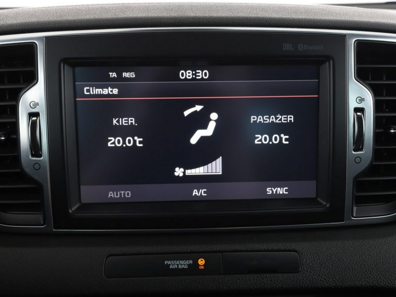 Kia Sportage 4x4 automat skóra panorama bi-xenon navi klima auto kamery III (2010-2015)