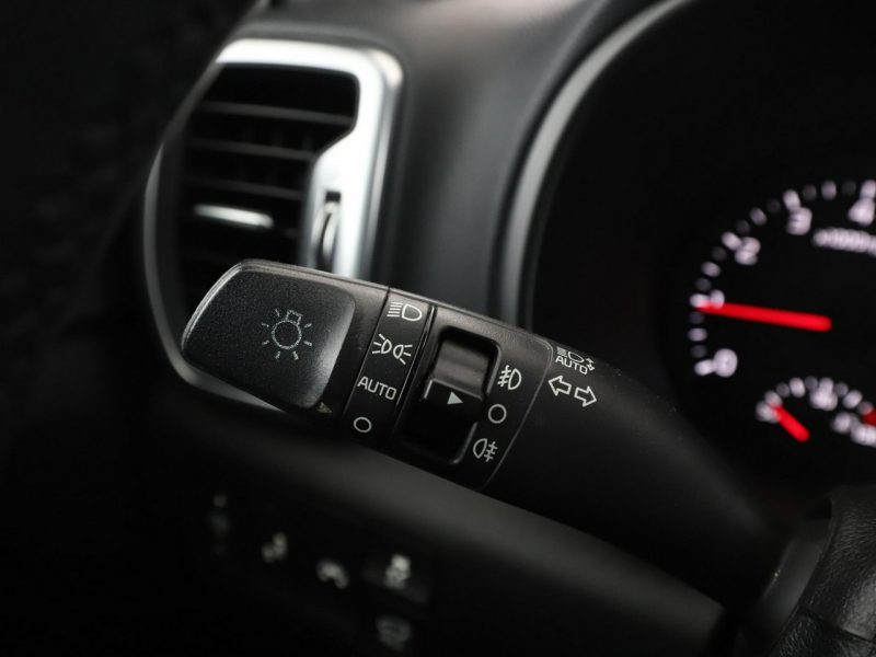 Kia Sportage 4x4 automat skóra panorama bi-xenon navi klima auto kamery III (2010-2015)