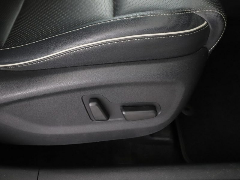 Kia Sportage 4x4 automat skóra panorama bi-xenon navi klima auto kamery III (2010-2015)