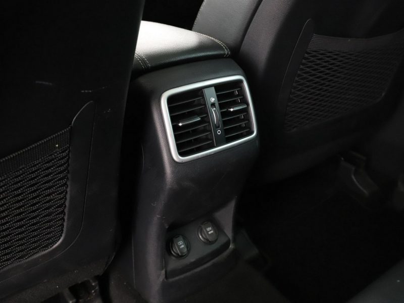 Kia Sportage 4x4 automat skóra panorama bi-xenon navi klima auto kamery III (2010-2015)