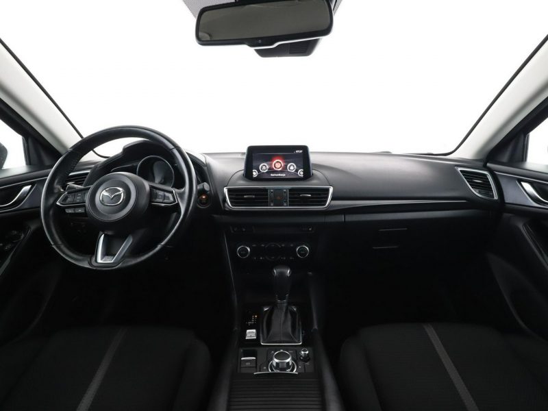 Mazda 3 Automat navi kamera i czujniki parkowania klima auto grzane fotele III (2013-)
