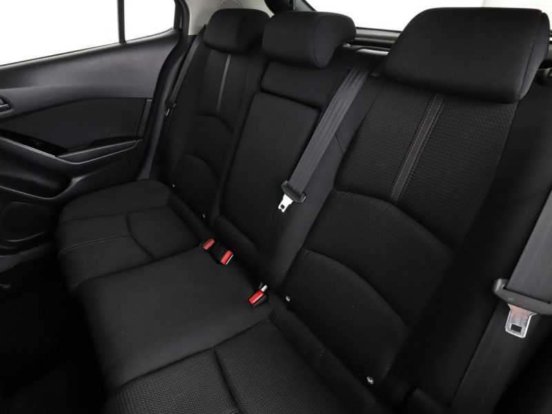 Mazda 3 Automat navi kamera i czujniki parkowania klima auto grzane fotele III (2013-)