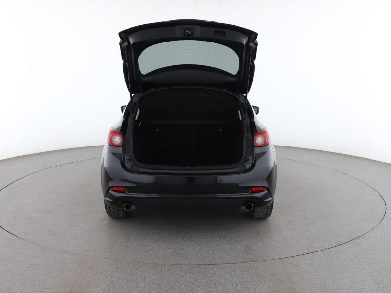 Mazda 3 Automat navi kamera i czujniki parkowania klima auto grzane fotele III (2013-)