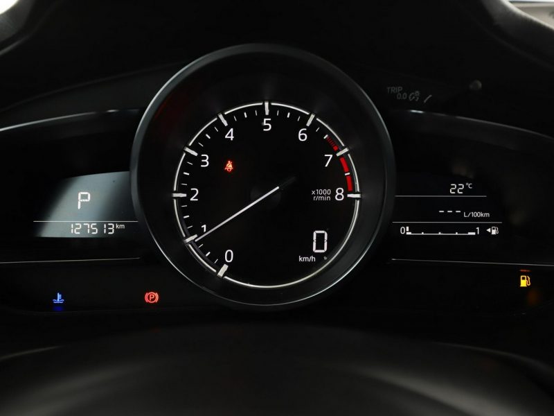 Mazda 3 Automat navi kamera i czujniki parkowania klima auto grzane fotele III (2013-)