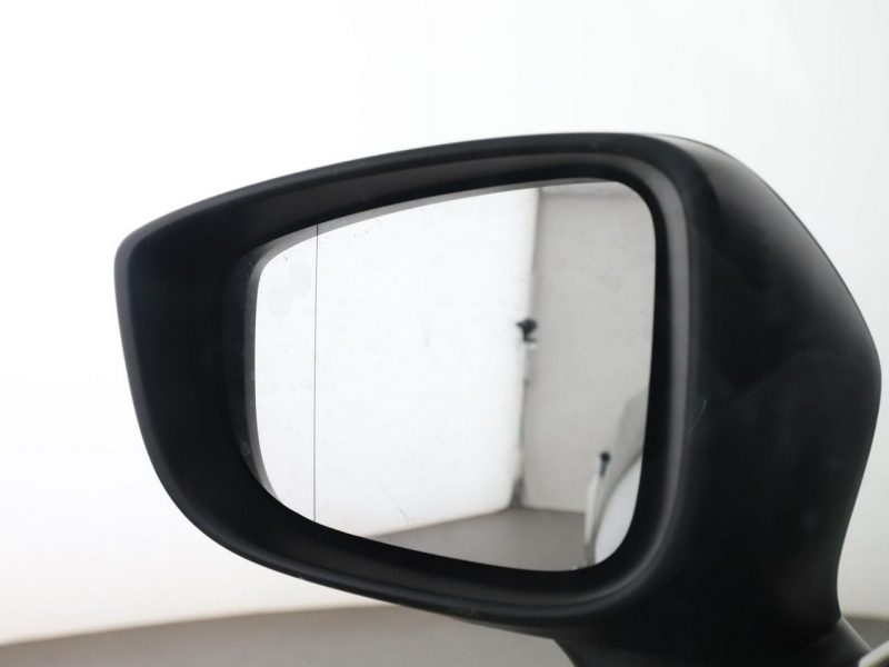 Mazda 3 Automat navi kamera i czujniki parkowania klima auto grzane fotele III (2013-)
