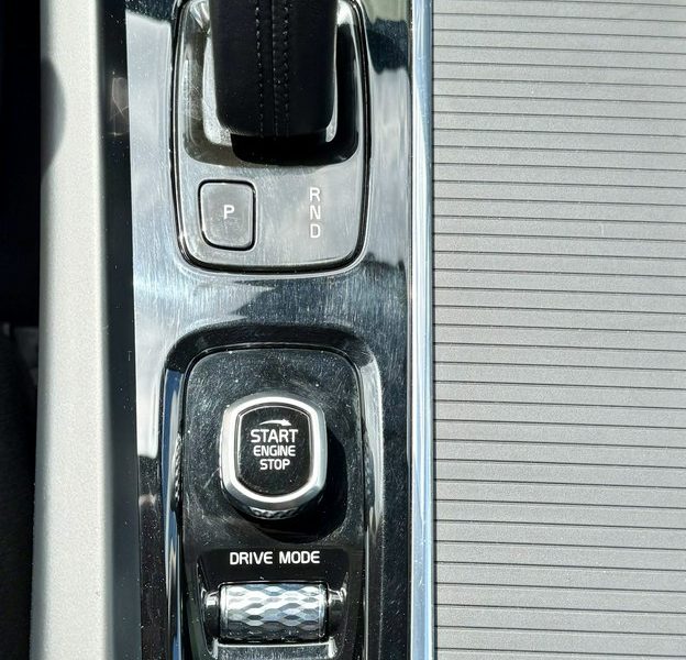 Volvo XC 60 T6,AWD,Plug-in,Gwarancja II (2017-)
