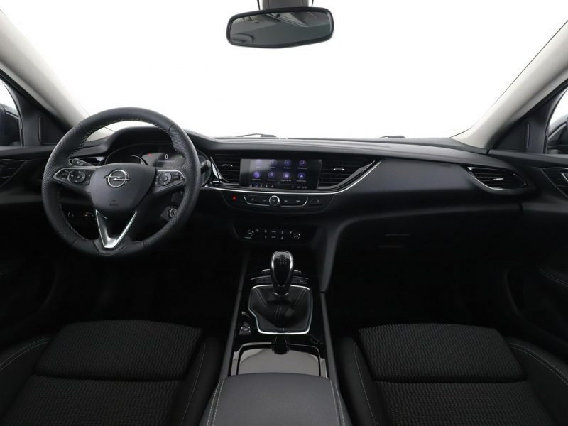 Opel Insignia navi klima auto kamera i czujniki parkowania grzane fotele B (2017-)
