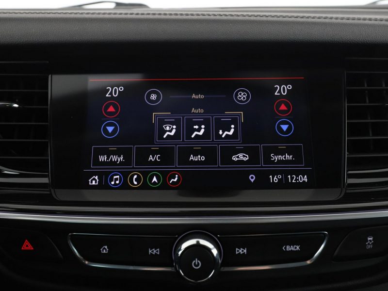 Opel Insignia navi klima auto kamera i czujniki parkowania grzane fotele B (2017-)