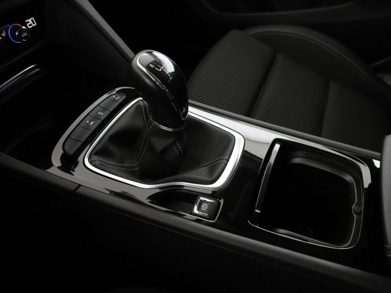 Opel Insignia navi klima auto kamera i czujniki parkowania grzane fotele B (2017-)