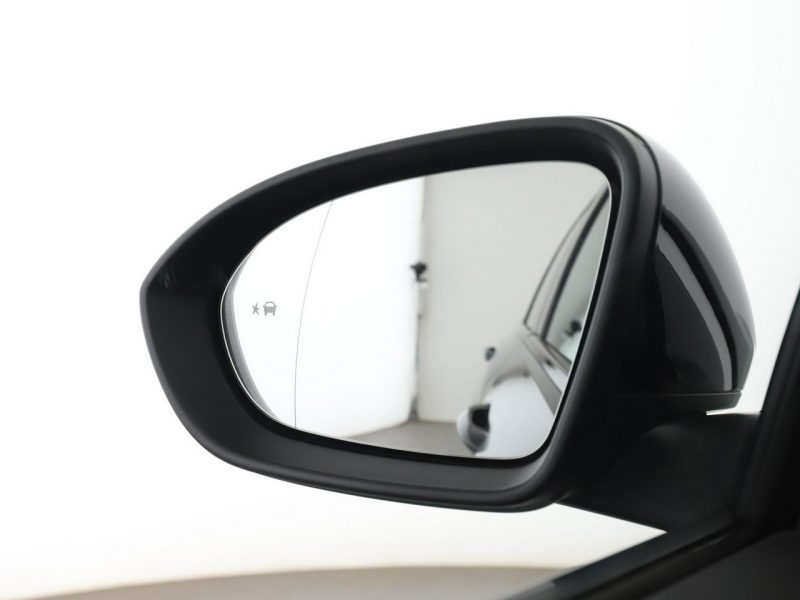 Opel Insignia navi klima auto kamera i czujniki parkowania grzane fotele B (2017-)
