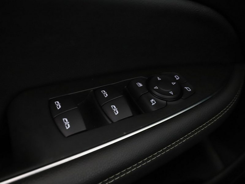 Opel Insignia navi klima auto kamera i czujniki parkowania grzane fotele B (2017-)