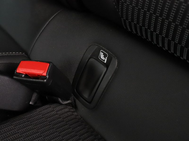Opel Insignia navi klima auto kamera i czujniki parkowania grzane fotele B (2017-)