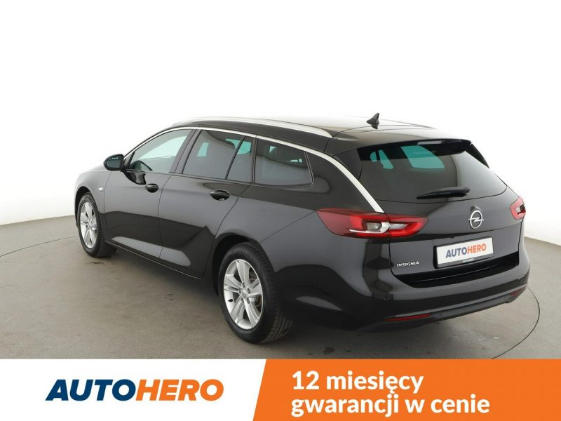Opel Insignia navi klima auto kamera i czujniki parkowania grzane fotele B (2017-)