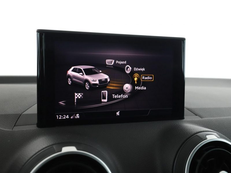 Audi Q2 full LED navi klimatyzacja czujniki parkowania