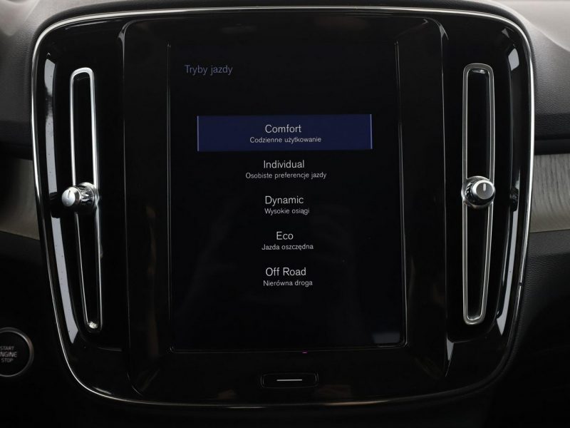 Volvo XC 40 Automat full LED skóra navi kamera i czujniki parkowania