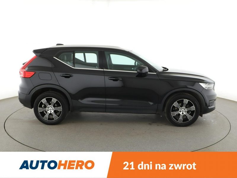 Volvo XC 40 Automat full LED skóra navi kamera i czujniki parkowania