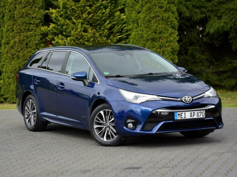 Toyota Avensis 1.8 VVT-i(147KM) Xenon Ledy Navi Kamera Grzane Fotele z Niemiec III (2009-)