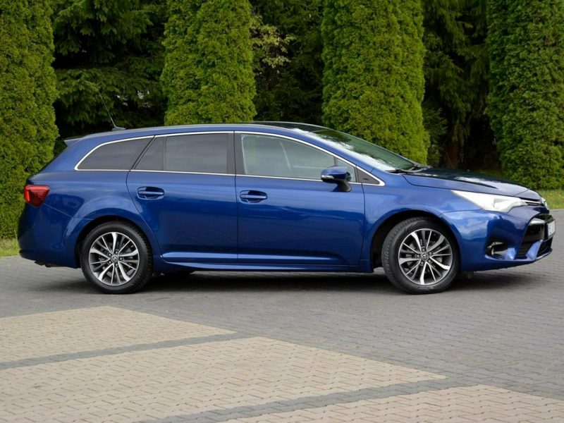 Toyota Avensis 1.8 VVT-i(147KM) Xenon Ledy Navi Kamera Grzane Fotele z Niemiec III (2009-)