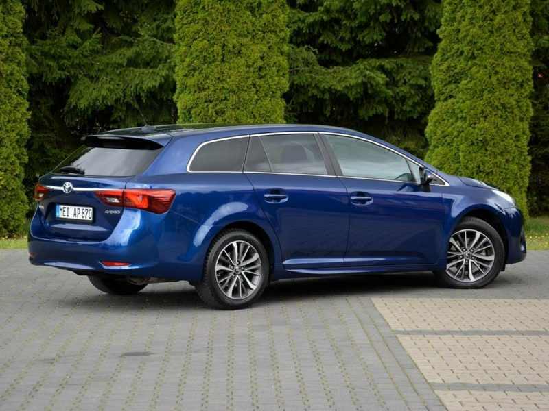 Toyota Avensis 1.8 VVT-i(147KM) Xenon Ledy Navi Kamera Grzane Fotele z Niemiec III (2009-)