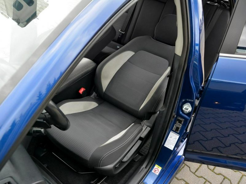 Toyota Avensis 1.8 VVT-i(147KM) Xenon Ledy Navi Kamera Grzane Fotele z Niemiec III (2009-)