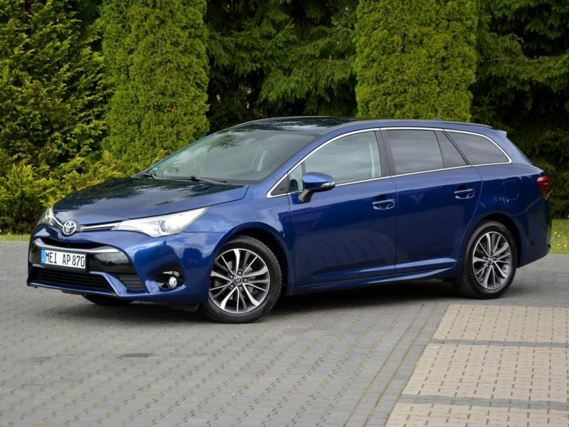 Toyota Avensis 1.8 VVT-i(147KM) Xenon Ledy Navi Kamera Grzane Fotele z Niemiec III (2009-)