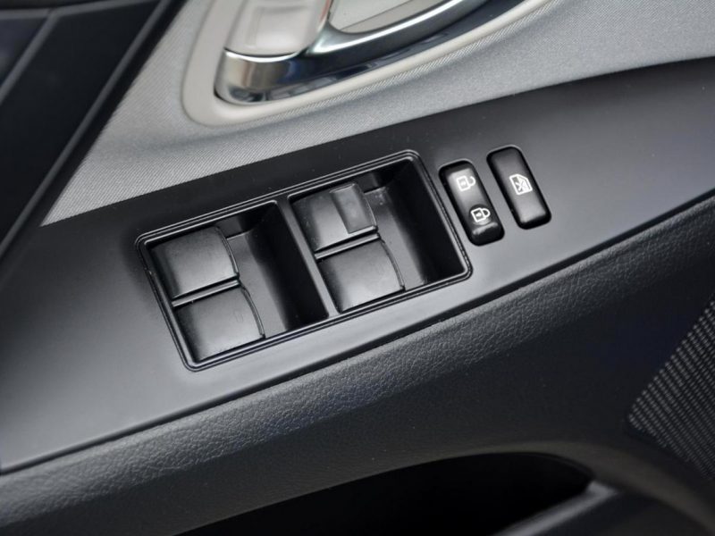 Toyota Avensis 1.8 VVT-i(147KM) Xenon Ledy Navi Kamera Grzane Fotele z Niemiec III (2009-)