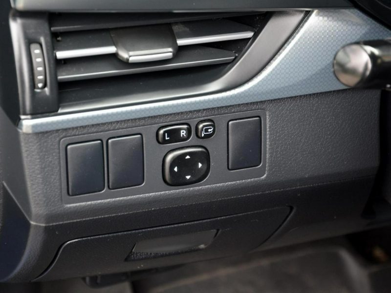 Toyota Avensis 1.8 VVT-i(147KM) Xenon Ledy Navi Kamera Grzane Fotele z Niemiec III (2009-)