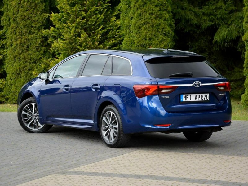 Toyota Avensis 1.8 VVT-i(147KM) Xenon Ledy Navi Kamera Grzane Fotele z Niemiec III (2009-)