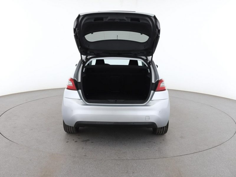 Peugeot 308 Allure navi kamera niski przebieg klima-auto ACC FullLED T9 (2014-2021)