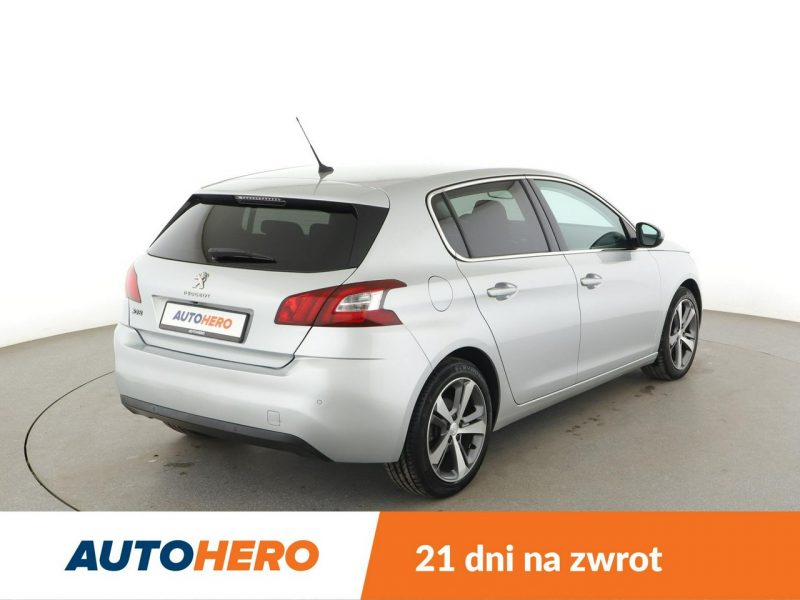 Peugeot 308 Allure navi kamera niski przebieg klima-auto ACC FullLED T9 (2014-2021)