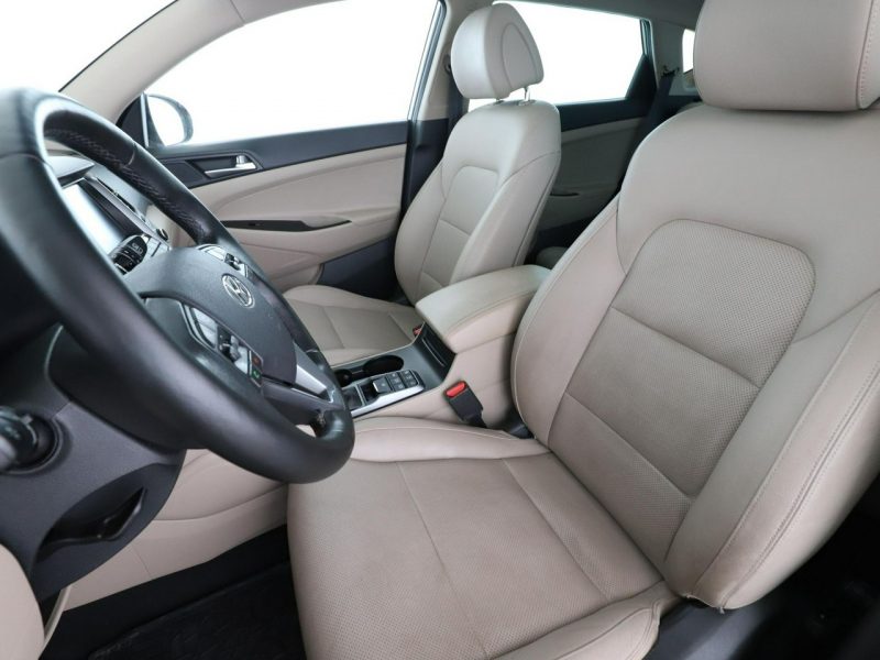 Hyundai Tucson 2.0d Automat 4WD Premium Panorama Grzana Wentylowana Skóra Navi Kamera III (2015-2020)