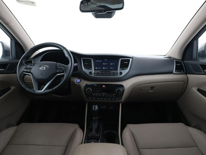 Hyundai Tucson 2.0d Automat 4WD Premium Panorama Grzana Wentylowana Skóra Navi Kamera III (2015-2020)