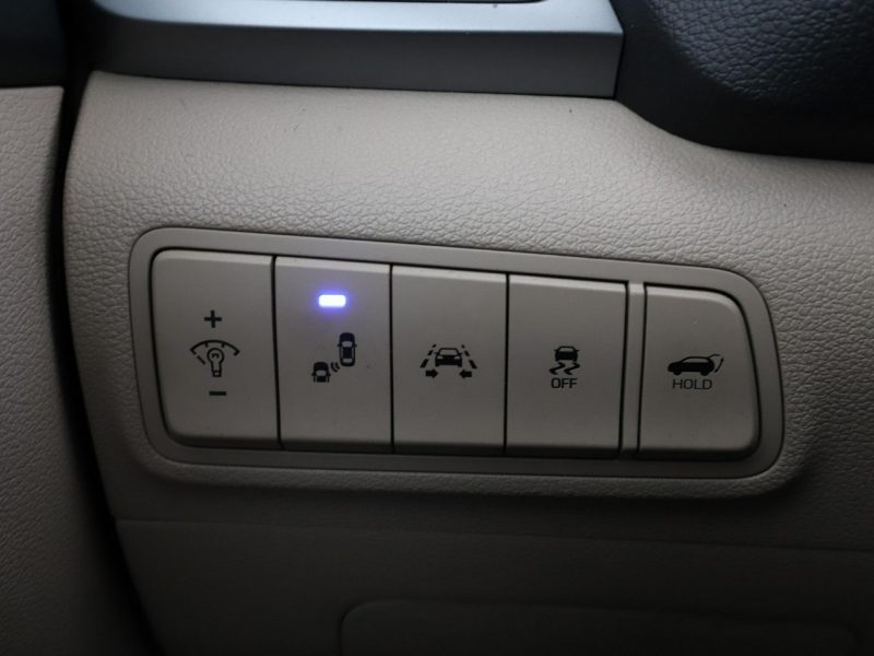 Hyundai Tucson 2.0d Automat 4WD Premium Panorama Grzana Wentylowana Skóra Navi Kamera III (2015-2020)