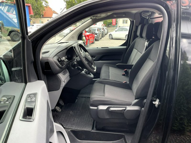 Opel Vivaro Klimatyzacja, Nawigacja, Tempomat, CarPlay, Grzane Lusterka, Czujniki III (2019-)