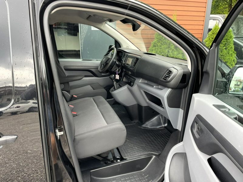 Opel Vivaro Klimatyzacja, Nawigacja, Tempomat, CarPlay, Grzane Lusterka, Czujniki III (2019-)