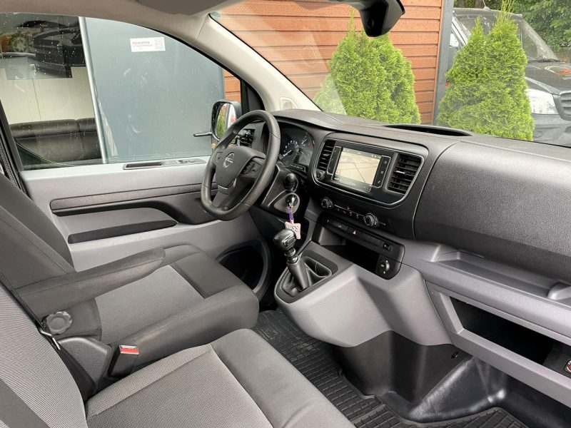 Opel Vivaro Klimatyzacja, Nawigacja, Tempomat, CarPlay, Grzane Lusterka, Czujniki III (2019-)