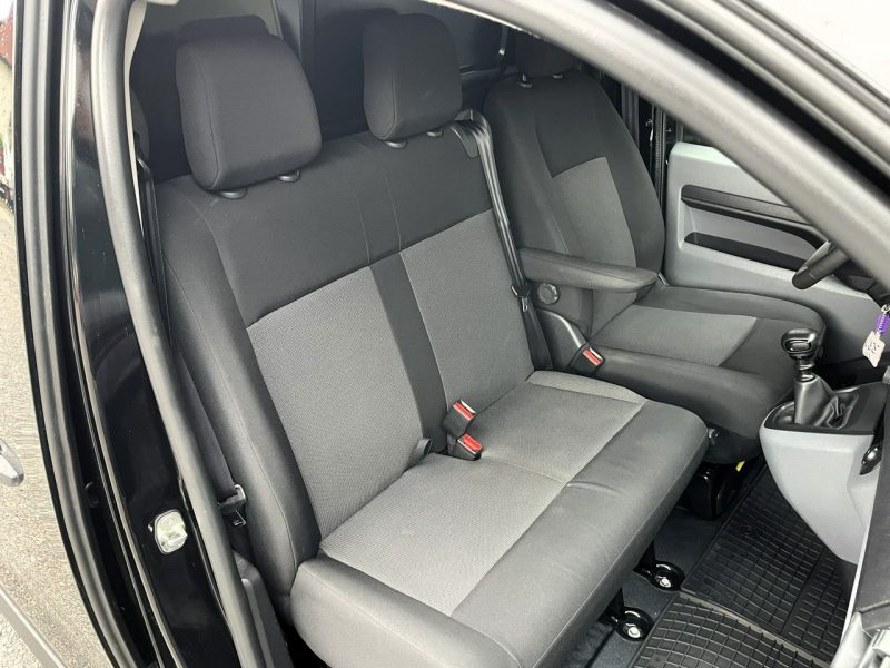 Opel Vivaro Klimatyzacja, Nawigacja, Tempomat, CarPlay, Grzane Lusterka, Czujniki III (2019-)