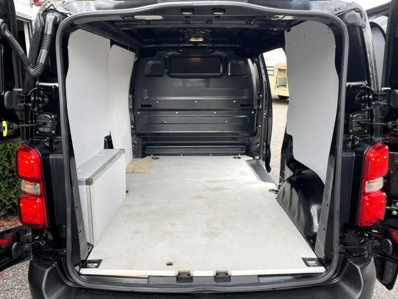 Opel Vivaro Klimatyzacja, Nawigacja, Tempomat, CarPlay, Grzane Lusterka, Czujniki III (2019-)