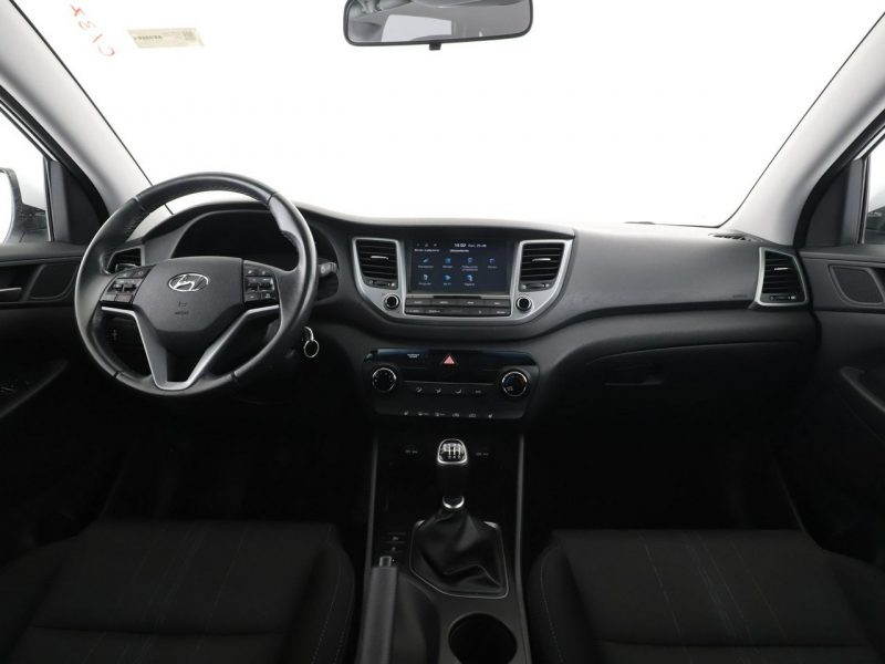 Hyundai Tucson LED grzane fotele klima czujniki parkowania navi bluetooth III (2015-2020)