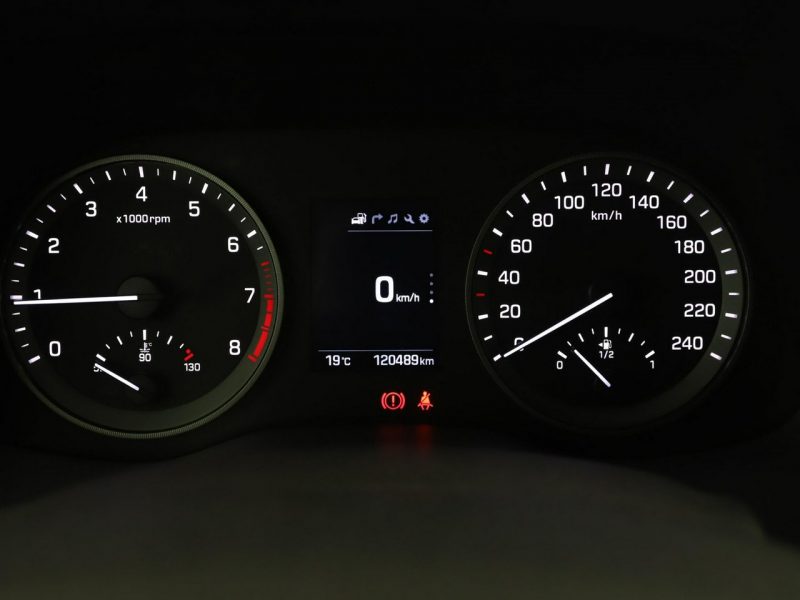 Hyundai Tucson LED grzane fotele klima czujniki parkowania navi bluetooth III (2015-2020)