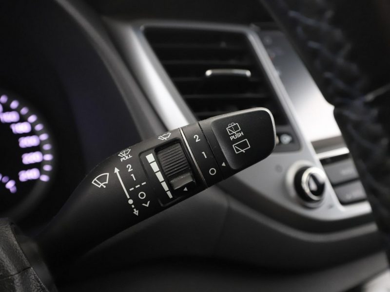 Hyundai Tucson LED grzane fotele klima czujniki parkowania navi bluetooth III (2015-2020)